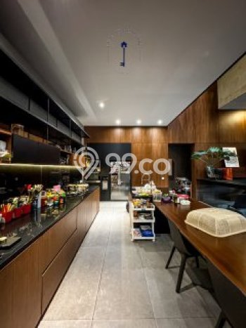 Rumah Elit LB 800m2 Siap Huni Desain Elegan di Bangka, Jakarta Selatan Rumah Elit LB 800m2 Siap Huni Desain Elegan di Bangka, Jakarta Selatan
