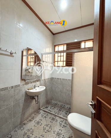 For Sale! Luxury House LT 412m2 Desain Modern di Pejaten For Sale! Luxury House LT 412m2 Desain Modern di Pejaten