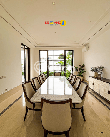 Rumah Elit Modern Tanpa Renovasi di Kemang Jakarta Selatan Rumah Elit Modern Tanpa Renovasi di Kemang Jakarta Selatan