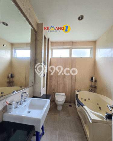Dijual Rumah Premium dengan Fasilitas Sekitar Lengkap di Serpong, Tangerang Selatan Dijual Rumah Premium dengan Fasilitas Sekitar Lengkap di Serpong, Tangerang Selatan