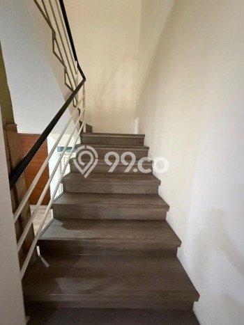 Rumah Modern 3 KT di Taman Kopo Indah Bandung Semi Furnished Rumah Modern 3 KT di Taman Kopo Indah Bandung Semi Furnished