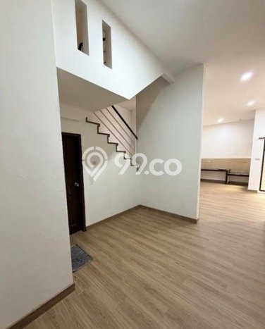 Rumah Modern 3 KT di Taman Kopo Indah Bandung Semi Furnished Rumah Modern 3 KT di Taman Kopo Indah Bandung Semi Furnished