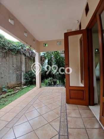 Rumah sewa siap huni 3 KT di Cipete, Jakarta Selatan Rumah sewa siap huni 3 KT di Cipete, Jakarta Selatan