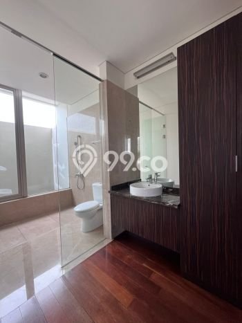Sewa Rumah Strategis di Cipete LT 300m2 / LB 350m2 Kondisi Bagus Sewa Rumah Strategis di Cipete LT 300m2 / LB 350m2 Kondisi Bagus