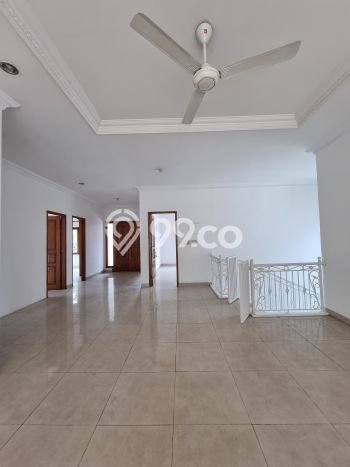 For Sale! Luxury House LT 1400m2 Desain Modern di Kemang For Sale! Luxury House LT 1400m2 Desain Modern di Kemang