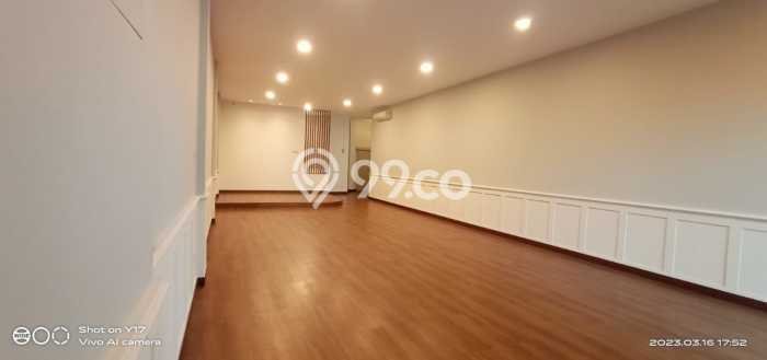 AREA KOMERSIAL! Ruko Kawasan Kemang, Luas 612m², Lokasi Strategis AREA KOMERSIAL! Ruko Kawasan Kemang, Luas 612m², Lokasi Strategis