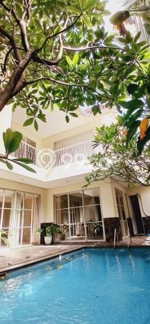 Disewakan Rumah Strategis LT 350m2 / LB 400m2 di Cipete, Jakarta Selatan Disewakan Rumah Strategis LT 350m2 / LB 400m2 di Cipete, Jakarta Selatan