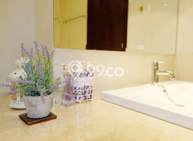 Apartemen Disewakan 2 Kamar Hemat Siap Huni di Jakarta Selatan, Luas 93m2 Apartemen Disewakan 2 Kamar Hemat Siap Huni di Jakarta Selatan, Luas 93m2