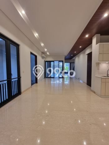 Hunian Mewah Siap Huni LT 144m2 di Cilandak, Jakarta Selatan Hunian Mewah Siap Huni LT 144m2 di Cilandak, Jakarta Selatan