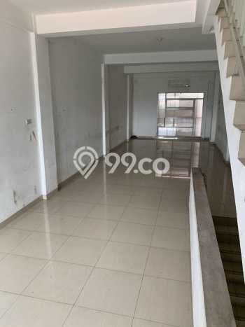 Ruko Dijual di Ciputat Tangerang Selatan dengan LB 240m2 Ruko Dijual di Ciputat Tangerang Selatan dengan LB 240m2