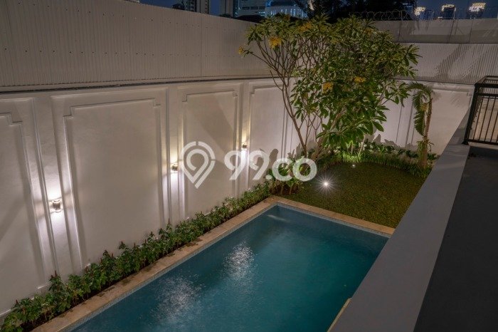 Disewakan Rumah Bagus di Kebayoran Baru Harga Rp 1,15 Miliar/ Tahun Disewakan Rumah Bagus di Kebayoran Baru Harga Rp 1,15 Miliar/ Tahun