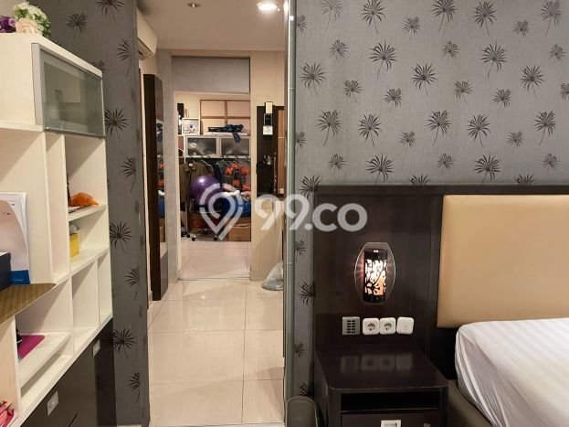 Dijual Apartemen Prestisius di Mega Kuningan 6 Kamar & 3 Kamar Mandi Dijual Apartemen Prestisius di Mega Kuningan 6 Kamar & 3 Kamar Mandi