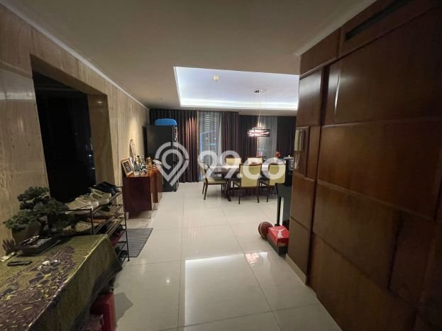 Dijual Apartemen Prestisius di Mega Kuningan 6 Kamar & 3 Kamar Mandi Dijual Apartemen Prestisius di Mega Kuningan 6 Kamar & 3 Kamar Mandi