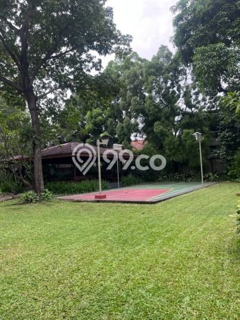 Hunian Ideal dengan LT 300m2 & LB 350m2 Disewakan di Cipete Hunian Ideal dengan LT 300m2 & LB 350m2 Disewakan di Cipete