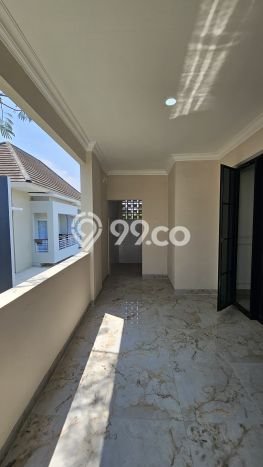 Rumah Luxury Modern Tanpa Renovasi di BSD The Icon Tangerang Rumah Luxury Modern Tanpa Renovasi di BSD The Icon Tangerang