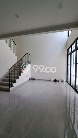 Ready to Use! Luxury House LT 120m2 Desain Elegan di Gading Serpong Ready to Use! Luxury House LT 120m2 Desain Elegan di Gading Serpong