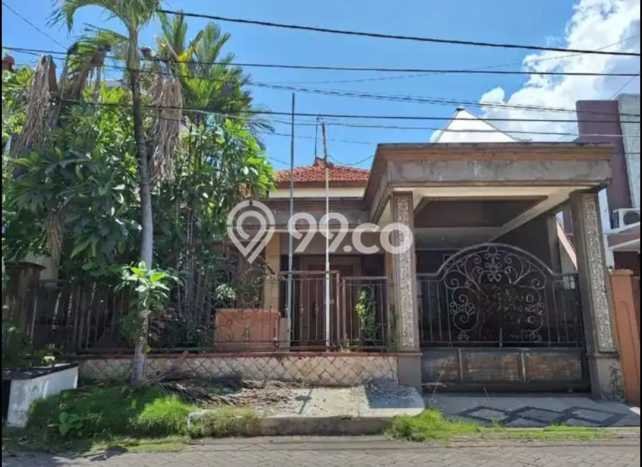 Jual Rumah Mewah Elegan Dengan View Eksklusif di Manyar, Surabaya Jual Rumah Mewah Elegan Dengan View Eksklusif di Manyar, Surabaya