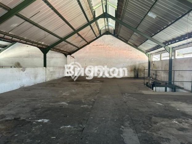 Unit Gudang Dijual di Kenjeran Surabaya Luas Bangunan 450m2 Unit Gudang Dijual di Kenjeran Surabaya Luas Bangunan 450m2