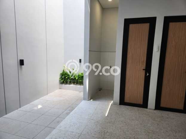Hunian Nyaman Asri 5 KT Siap Huni di Mulyosari Surabaya Hunian Nyaman Asri 5 KT Siap Huni di Mulyosari Surabaya