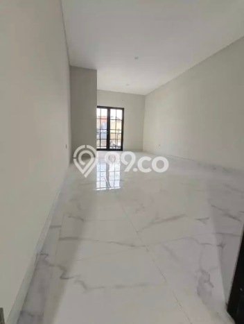 Hunian Cantik Modern Lb 150m2 di Kenjeran, Surabaya Hunian Cantik Modern Lb 150m2 di Kenjeran, Surabaya