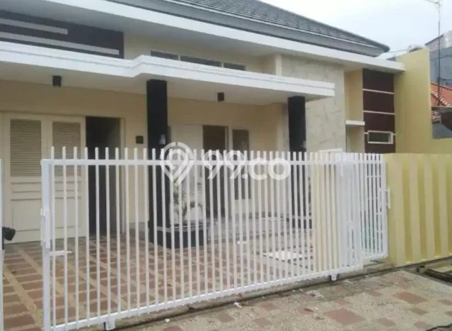 Hunian Terjangkau LT 240m2 di Manyar Akses Mudah Hunian Terjangkau LT 240m2 di Manyar Akses Mudah