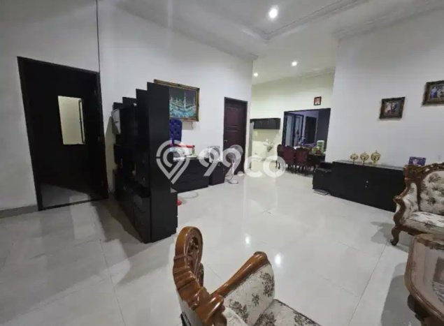 Dijual Rumah Premium dengan Fasilitas Sekitar Komplit di Gayungan, Surabaya Dijual Rumah Premium dengan Fasilitas Sekitar Komplit di Gayungan, Surabaya
