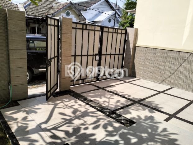 Rumah Luas Asri 3 KT Siap Huni di Pondok Tjandra Sidoarjo Rumah Luas Asri 3 KT Siap Huni di Pondok Tjandra Sidoarjo
