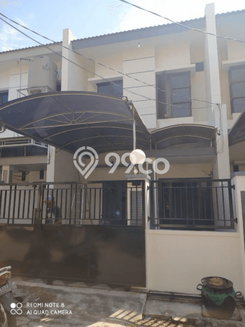 Dijual Rumah Minimalis Bagus Punya 4 KT di Tambaksari Surabaya SHM Dijual Rumah Minimalis Bagus Punya 4 KT di Tambaksari Surabaya SHM