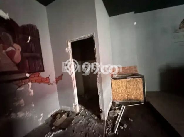 Untuk Dijual! Ruko di Alun-alun Contong Surabaya LT 90m2 / LB 70m2 Kawasan Strategis Untuk Dijual! Ruko di Alun-alun Contong Surabaya LT 90m2 / LB 70m2 Kawasan Strategis