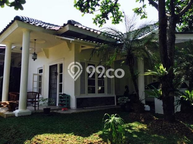 Dijual Rumah Luas Elegan Dengan View Cantik di Sentul, Bogor Dijual Rumah Luas Elegan Dengan View Cantik di Sentul, Bogor