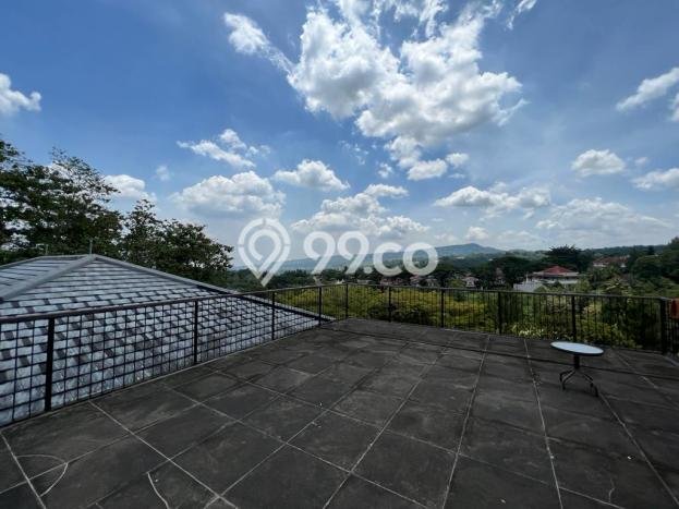 For Sale! Luxury House LT 1885m2 Desain Modern di Sentul For Sale! Luxury House LT 1885m2 Desain Modern di Sentul
