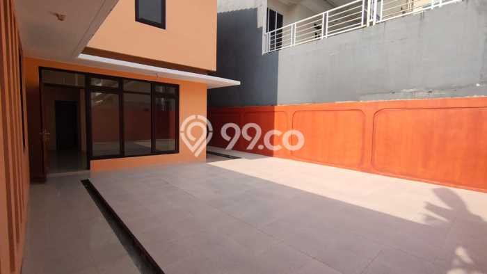 Jual Rumah Luas Elegan Dengan View Eksklusif di Sentul, Bogor Jual Rumah Luas Elegan Dengan View Eksklusif di Sentul, Bogor