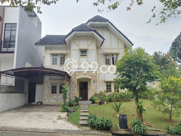 Ready to Use! Premium House LT 255m2 Desain Elegan di Sentul Ready to Use! Premium House LT 255m2 Desain Elegan di Sentul
