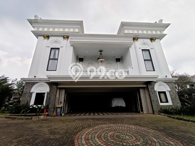Rumah Luxury Modern Tanpa Renovasi di Sentul Bogor Rumah Luxury Modern Tanpa Renovasi di Sentul Bogor