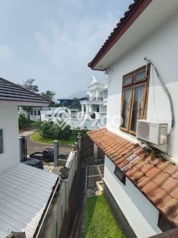 Rumah Elit Modern Siap Huni di Sentul Bogor Rumah Elit Modern Siap Huni di Sentul Bogor
