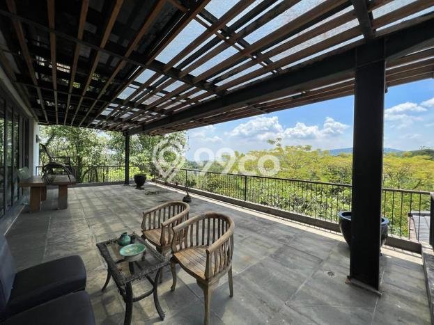 For Sale! Luxury House LT 1885m2 Desain Modern di Sentul For Sale! Luxury House LT 1885m2 Desain Modern di Sentul