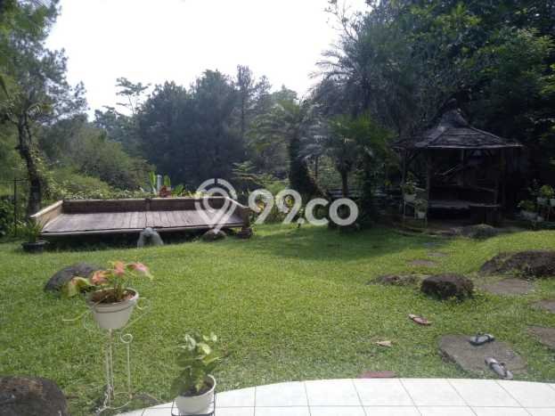 Dijual Rumah Luas Elegan Dengan View Cantik di Sentul, Bogor Dijual Rumah Luas Elegan Dengan View Cantik di Sentul, Bogor