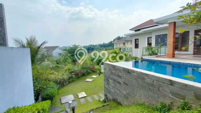Ready to Use! Luxury House LT 696m2 Desain Modern di Sentul Ready to Use! Luxury House LT 696m2 Desain Modern di Sentul