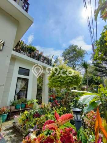 Dijual Rumah Mewah Elegan Dengan View Eksklusif di Sentul City, Bogor Dijual Rumah Mewah Elegan Dengan View Eksklusif di Sentul City, Bogor