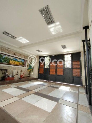 Hunian Elit LB 350m2 Siap Pakai Desain Elegan di Sentul, Bogor Hunian Elit LB 350m2 Siap Pakai Desain Elegan di Sentul, Bogor