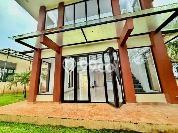 Rumah Mewah LB 400m2 Siap Pakai Desain Elegan di Sentul City, Bogor Rumah Mewah LB 400m2 Siap Pakai Desain Elegan di Sentul City, Bogor