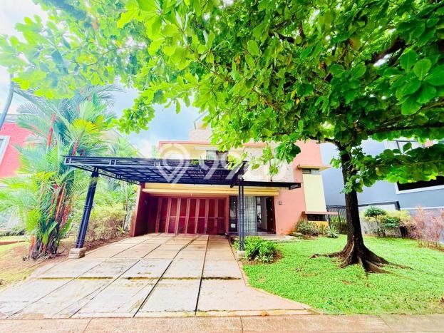 Dijual Rumah Mewah Elegan Dengan View Eksklusif di Sentul City, Bogor Dijual Rumah Mewah Elegan Dengan View Eksklusif di Sentul City, Bogor