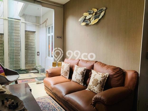 Jual Rumah Luas Megah Dengan View Cantik di Sentul, Bogor Jual Rumah Luas Megah Dengan View Cantik di Sentul, Bogor