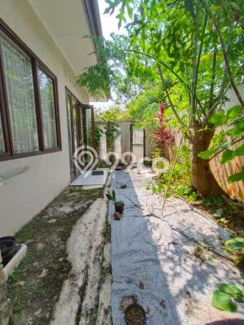 Jual Rumah Luas Elegan Dengan View Eksklusif di Sentul, Bogor Jual Rumah Luas Elegan Dengan View Eksklusif di Sentul, Bogor