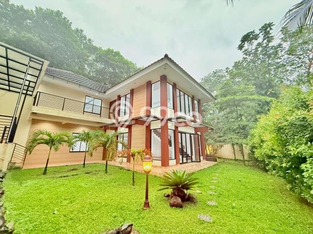 Rumah Mewah LB 400m2 Siap Pakai Desain Elegan di Sentul City, Bogor Rumah Mewah LB 400m2 Siap Pakai Desain Elegan di Sentul City, Bogor