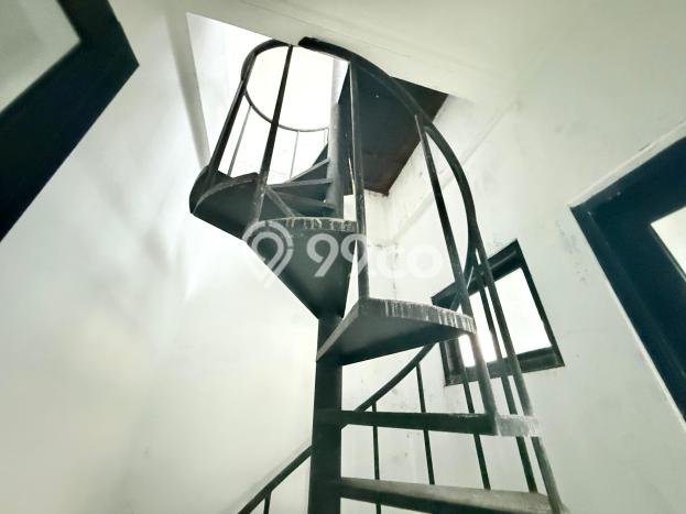 Hunian Mewah LB 200m2 Siap Pakai Desain Elegan di Sentul City, Bogor Hunian Mewah LB 200m2 Siap Pakai Desain Elegan di Sentul City, Bogor