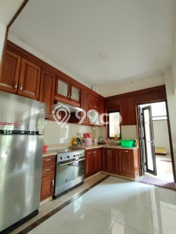 Hunian Elit LB 350m2 Siap Pakai Desain Elegan di Sentul, Bogor Hunian Elit LB 350m2 Siap Pakai Desain Elegan di Sentul, Bogor