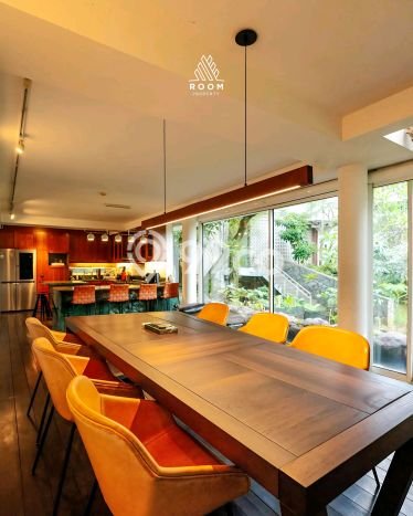 Rumah Elit LB 314m2 Siap Huni Desain Elegan di Jati Padang, Jakarta Selatan Rumah Elit LB 314m2 Siap Huni Desain Elegan di Jati Padang, Jakarta Selatan