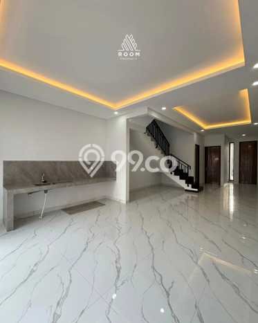 Rumah Elit LB 165m2 Siap Huni Desain Elegan di Meruya, Jakarta Barat Rumah Elit LB 165m2 Siap Huni Desain Elegan di Meruya, Jakarta Barat