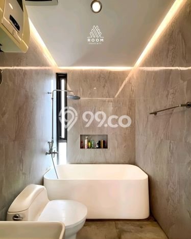 Siap Huni Hunian Elit 4 Kamar di BSD Dekat ke Mana Saja Siap Huni Hunian Elit 4 Kamar di BSD Dekat ke Mana Saja